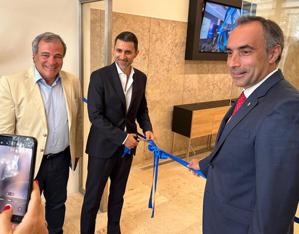 Rogério Gouveia assinala abertura de nova loja da Meo