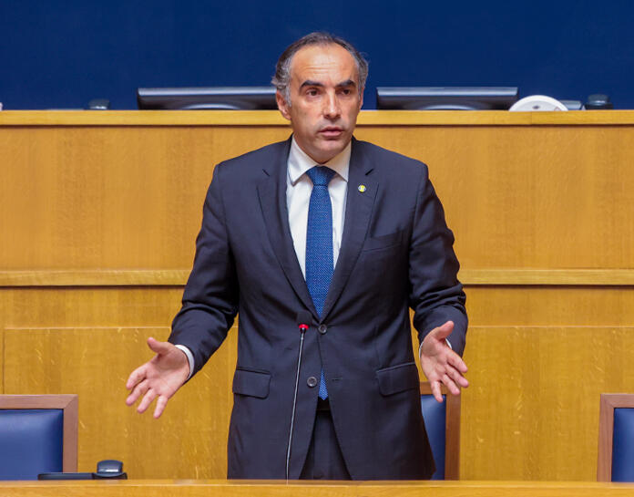 Impostos voltam a diminuir na Região