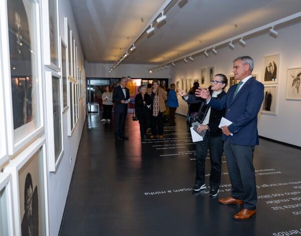 “Altar dos Perfumes” inaugura ciclo expositivo dedicado ao legado de Domingas Pitta