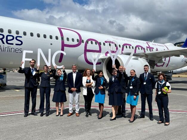 Ligação aérea a Toronto já começou 