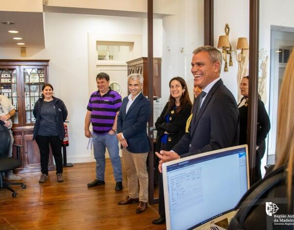 Visita do Secretário Regional Eduardo Jesus aos Serviços do IFCN na Vila Passos