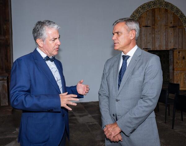 Região recupera património azulejar de seis igrejas