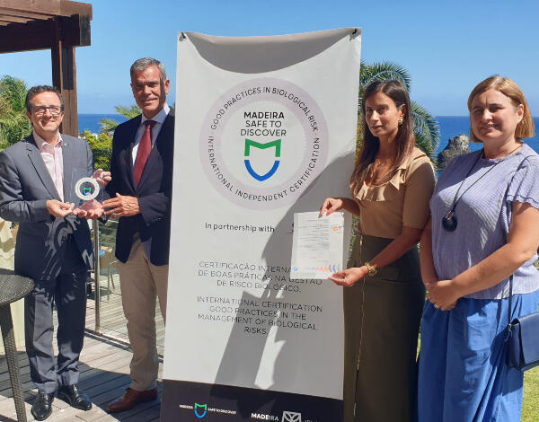 Secretário do Turismo entregou certificação ao Pestana Promenade
