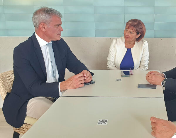 Eduardo Jesus reuniu com direção do hotel Riu Madeira