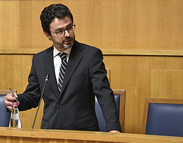 Concessão de utilização privativa dos recursos hídricos levada à Assembleia