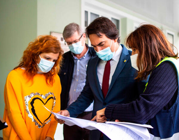 Pedro Fino visita início da intervenção na Escola Básica do 1º ciclo com Pré-Escolar de Santo António da Serra