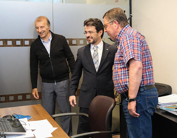 Pedro Rodrigues visita EEM