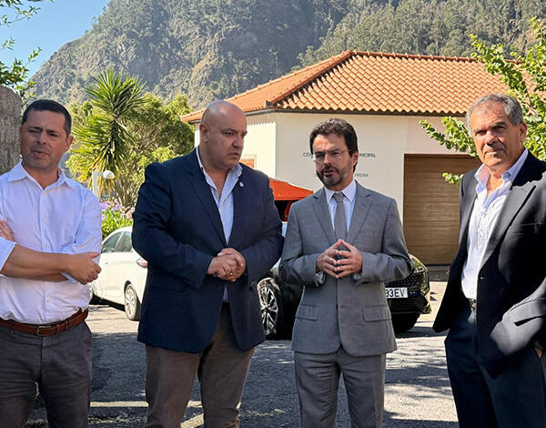 Governo Regional reforça acompanhamento permanente da situação na Seara Velha