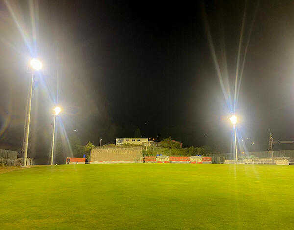 Campo de Futebol da Camacha com nova iluminação