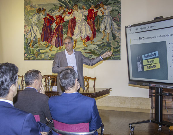 DRI_MesCiberseguranca_Evento03