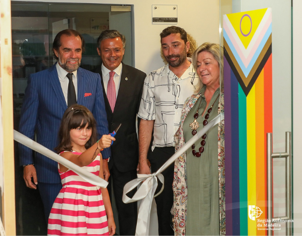 Presidente do Governo visitou o Centro Comunitário LGBTI da Madeira 