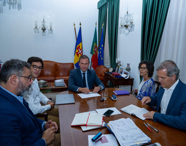 Rui Barreto e Teófilo Cunha reúnem-se com a Green Marine Services