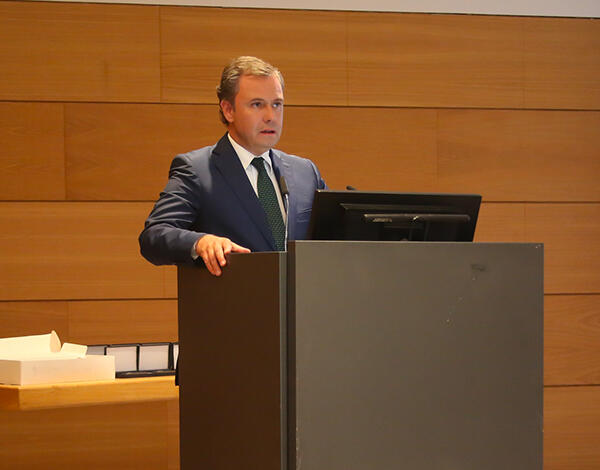 Língua portuguesa constitui uma oportunidade para reforçar laços 