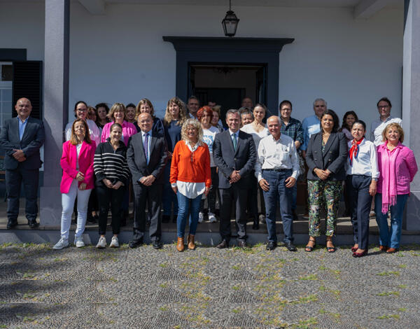 Governo atribui louvor a Jorge Faria