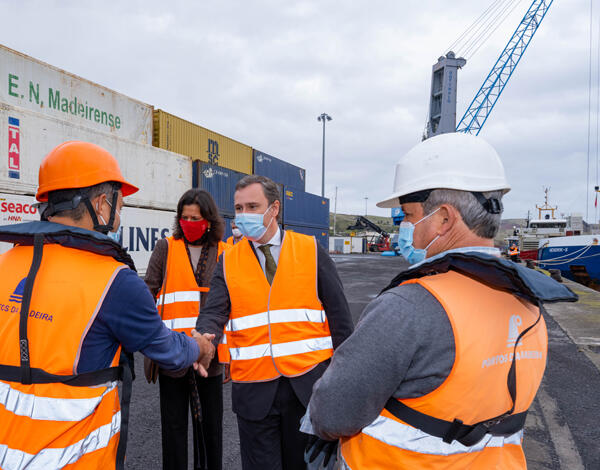 Operação no porto do Caniçal já foi retomada