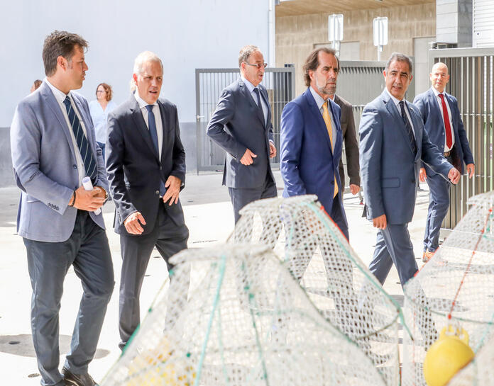 Governo Regional da Madeira dá a conhecer a nova lota do Funchal aos seus homólogos Açorianos