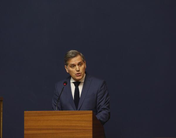 Secretário regional de Mar e Pescas congratula-se com aumento de 30% no peixe-espada descarregado nos primeiros seis meses de 2022 e uma valorização de 40% no preço na primeira venda em lota