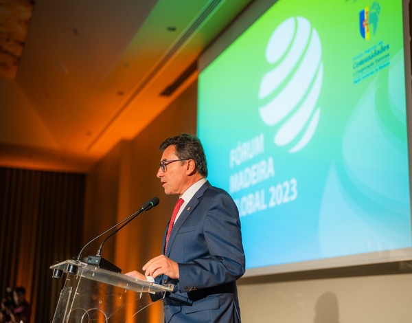 Rui Abreu quer que a TAP cumpra com a ligação territorial com a Diáspora