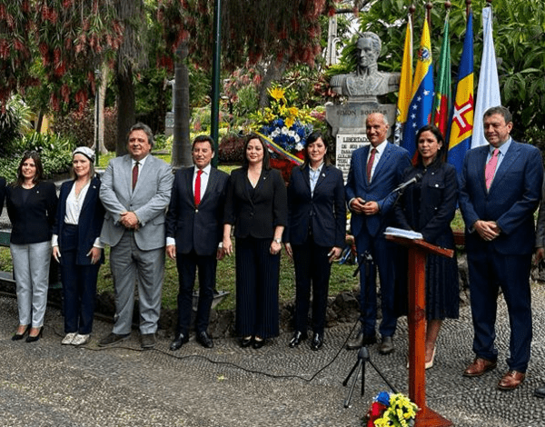 Madeira comemora Simon Bolívar e independência da Venezuela