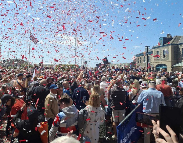 Madeira representada no Dia da Libertação das Ilhas do Canal