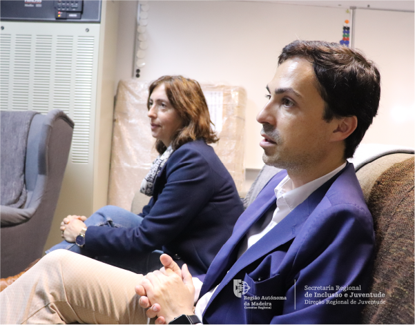 Grupo_Informal_de_Jovens_Compartilhando_Culturas3