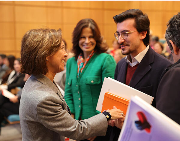  Governo Regional anuncia revisão do Programa ‘Voluntariado Juvenil’                   