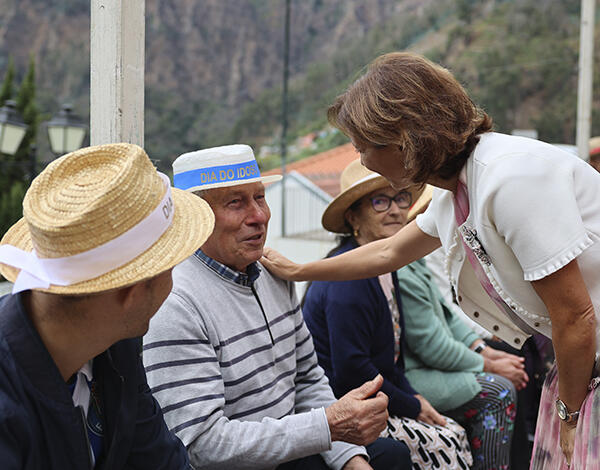 Margarido sublinha que a vitalidade do Centro de Dia da Casa do Povo do Curral das Freiras “vê-se nos olhos e nos sorrisos dos utentes”