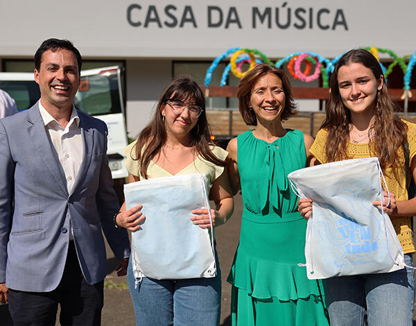 Paula Margarido dá arranque aos programas “Jovem em Formação” e “Monitor Júnior” em Machico