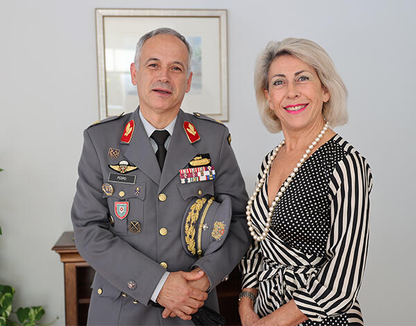 Governo Regional projeta cooperação mais estreita com as forças militares