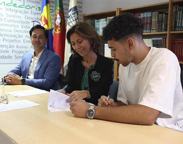 Jovens madeirenses recebem 35,6 mil euros para 14 projetos de impacto social
