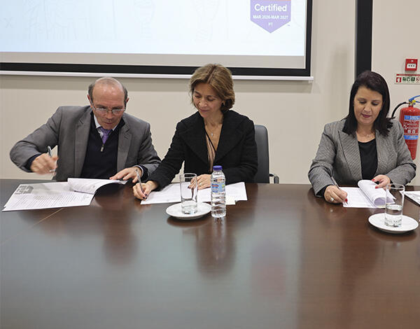 Governo Regional formaliza valorização salarial para 119 ajudantes domiciliárias em São Bento