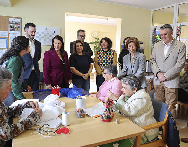 Margarido visita Centro de Dia da Penteada e destaca envelhecimento ativo e proximidade comunitária