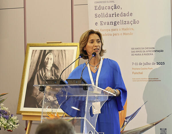 Margarido participa em Congresso Global e defende a educação como instrumento essencial de proteção de crianças e jovens
