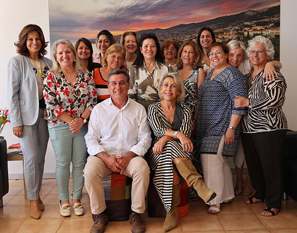 Casa do Povo de São Gonçalo promove formação em pintura e tecido