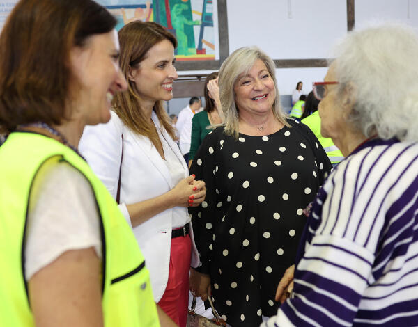 Jogos e convívio animam cerca de 100 idosos no Pavilhão dos Trabalhadores
