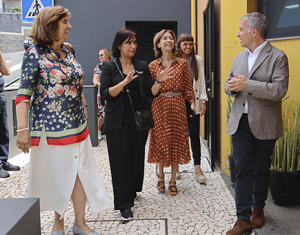 Centro Comunitário das Murteiras celebra Santos Populares com mais de 240 utentes