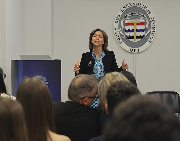 Margarido assinala vitórias da Autonomia em evento dos Jovens Conectados