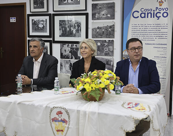 Proages chega a mais de mil pessoas no Caniço