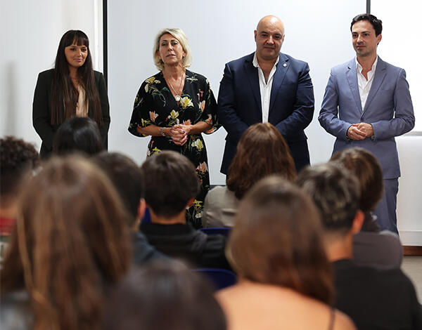 Juventude apresenta programas em Câmara de Lobos