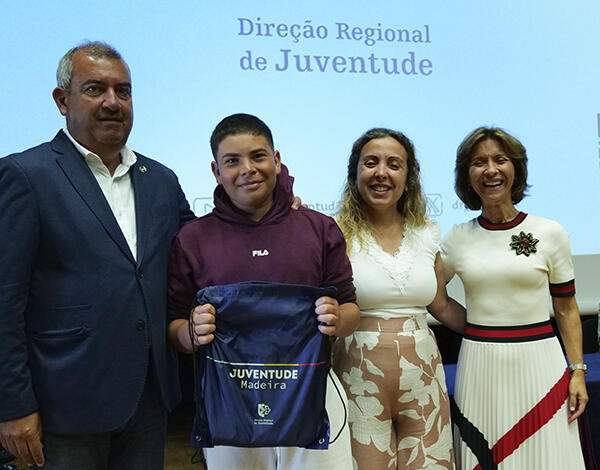 Paula Margarido acompanha jovens em formação no Porto Santo 