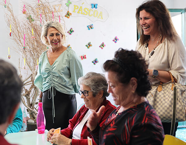 CACJ apoia 24 adultos e 23 crianças em Câmara de Lobos