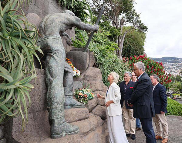 Ana Sousa reforça empenho do Governo em melhorar condições dos trabalhadores