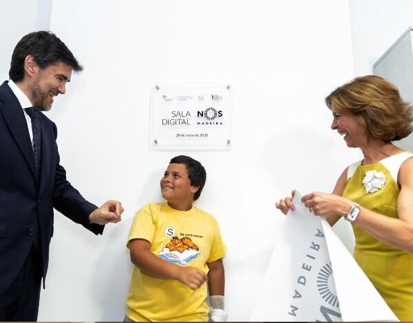 Paula Margarido destaca tecnologia como motor de “inclusão verdadeira” durante inauguração da primeira Sala Digital NOS na Região
