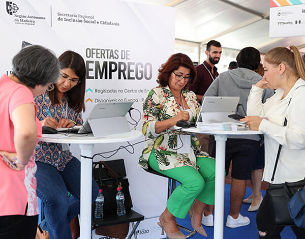 RAM atinge novo máximo histórico de população empregada