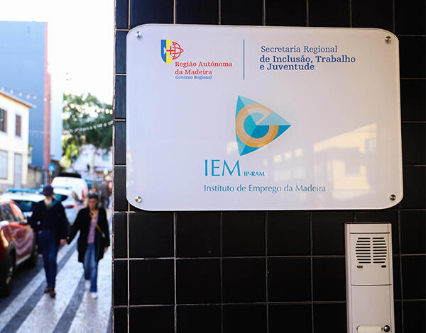 Desemprego registado desce 3,3% em fevereiro na Madeira