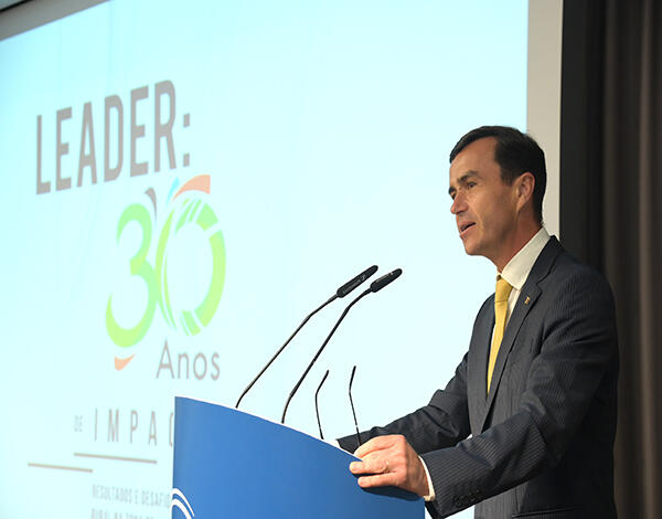 Atrasos no PEPAC e compensação dos sobrecustos com o POSEI levam Nuno Maciel a pedir reunião com ministro