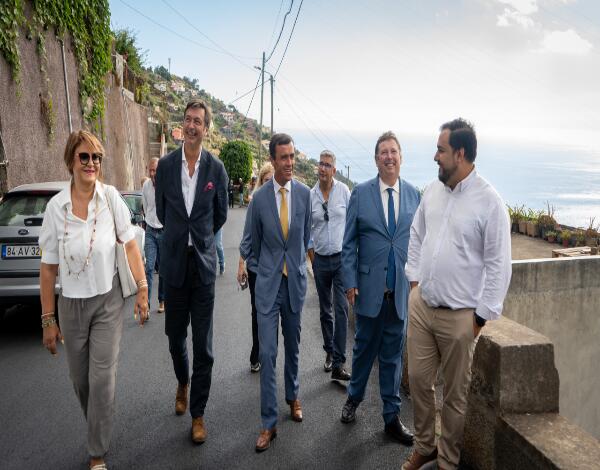 Estrada do Pedregal requalificada