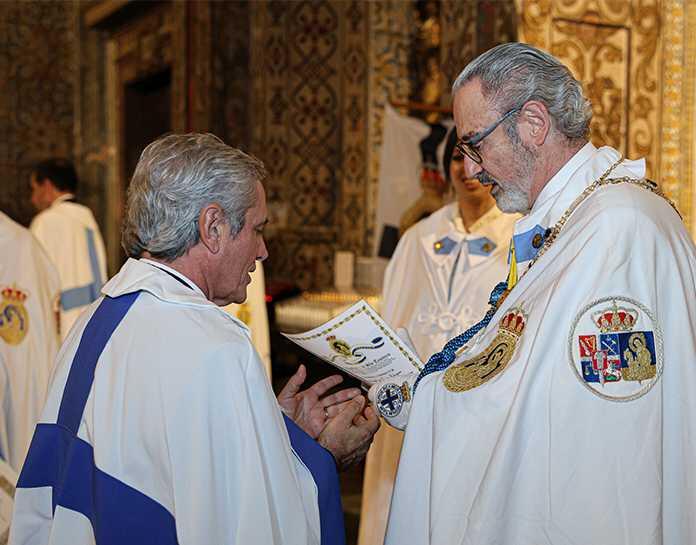 Secretário Regional da Economia recebe Medalha de Mérito da Real Confraria de São Teotónio   
