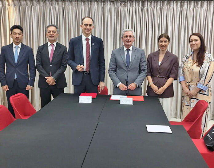 Madeira assina memorando com empresários de Macau