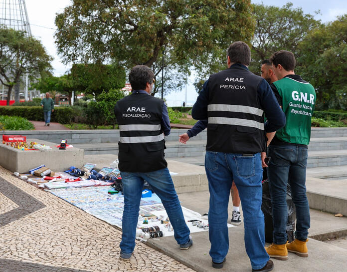 ARAE apreende 2600 artigos em fiscalização à venda ambulante